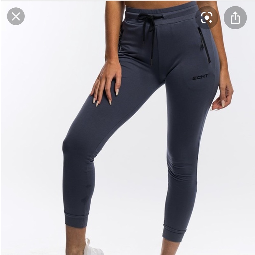 The Tapered Joggers